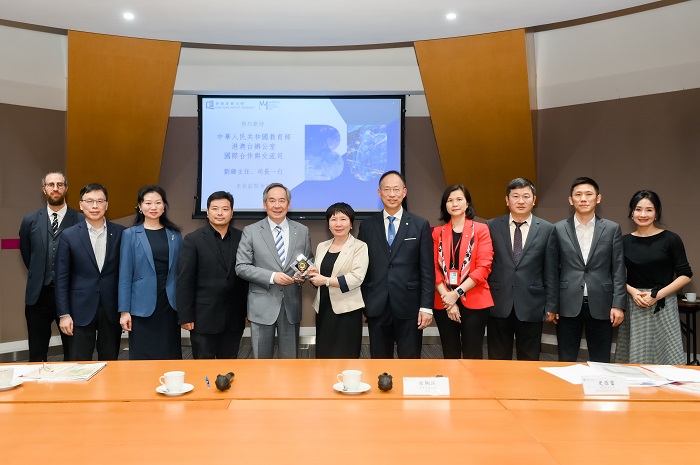 (From left) Dr Adam Craig Schwartz, Professor Rick Wong, Ms Zhang Meng, Mr Shu Gangbo, Dr Clement Chen, Ms Liu Jin, Professor Alexander Wai, Ms Christine Chow, Professor Chen Zhi, Mr Zheng Yue and Ms Jenny Li.