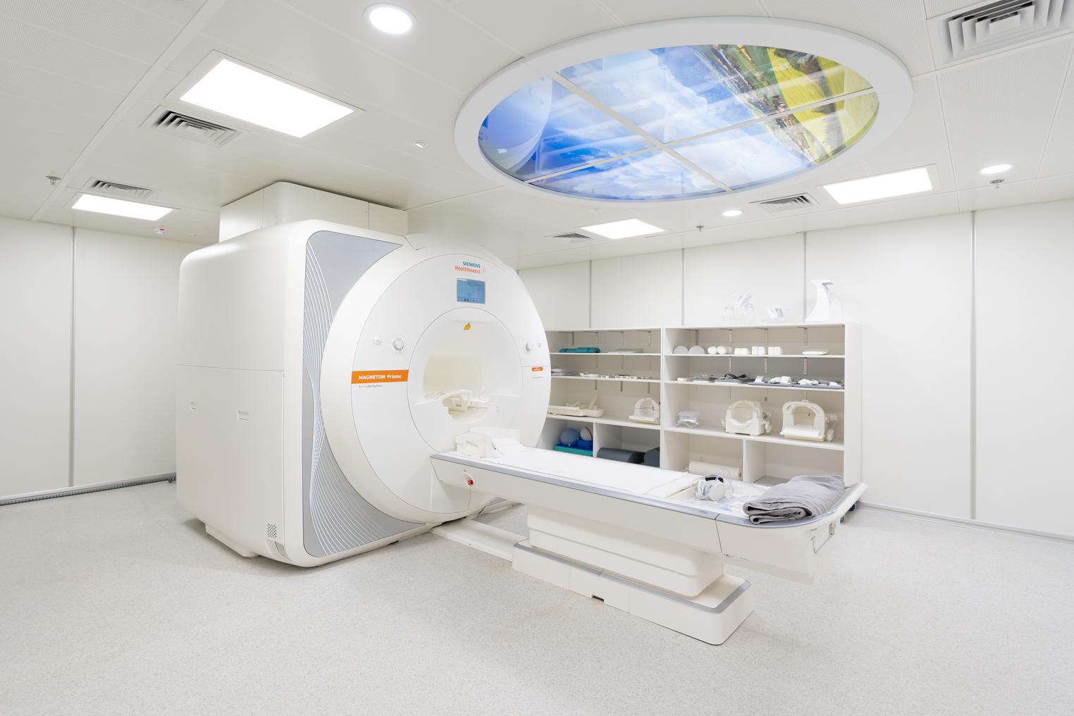 Magnetic Resonance Imaging (MRI)